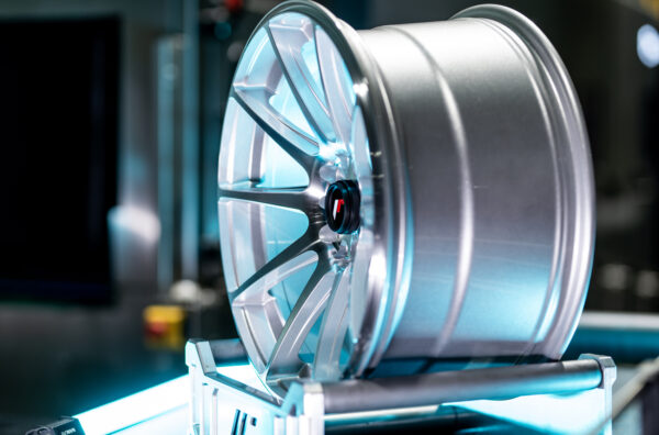 Komplettradsatz JR WHEELS JR 11 | 8,5X20 ET35 & 10X20 ET40 | 5X112 für Mercedes Benz Typ 218 CLS mit Teilegutachten – Bild 6