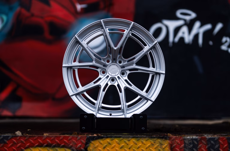 JR Wheels JR50 Felge in Silber